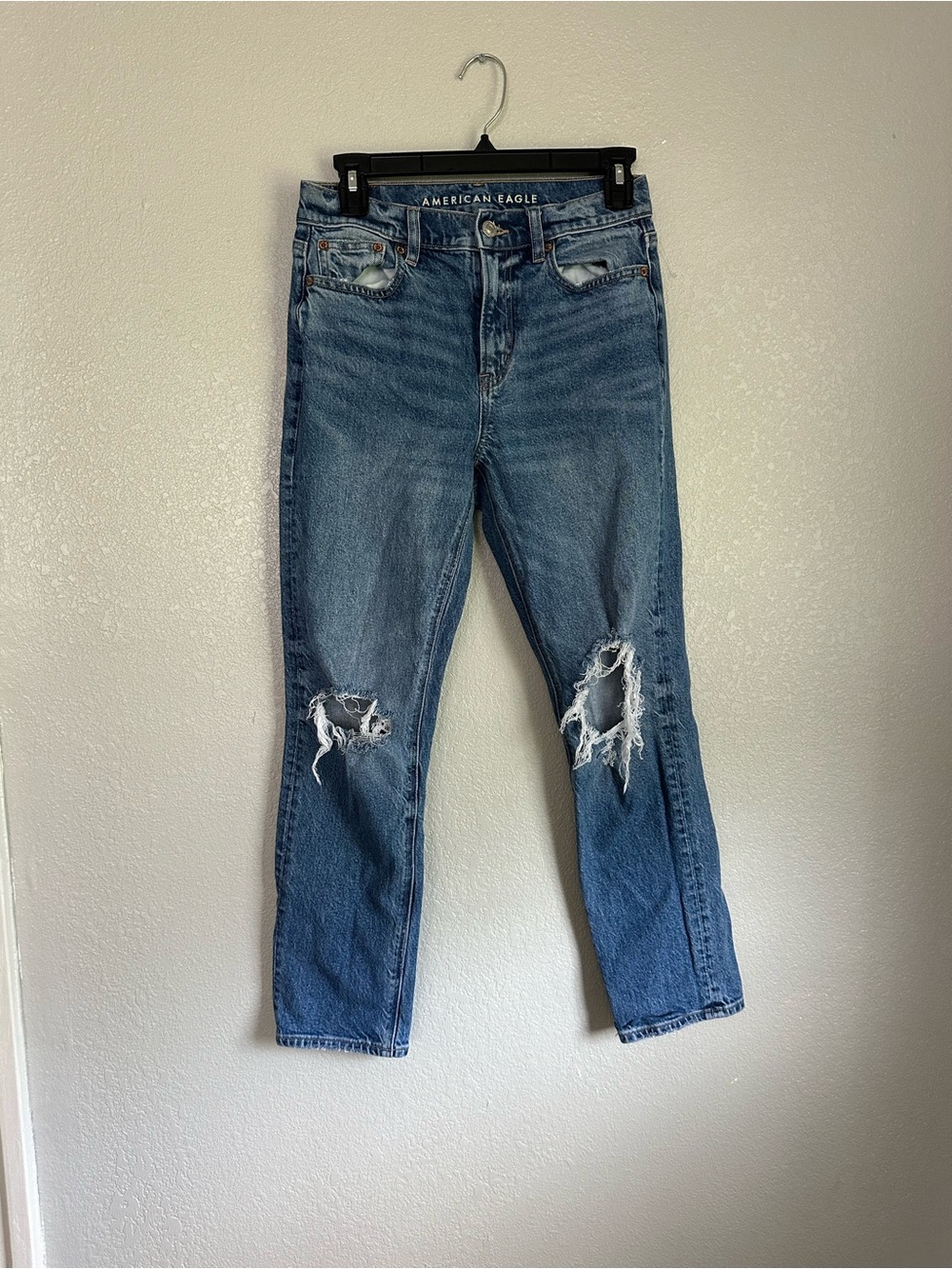 American Eagle Medium Wash Super High Rise Ankle Straight Denim Jeans